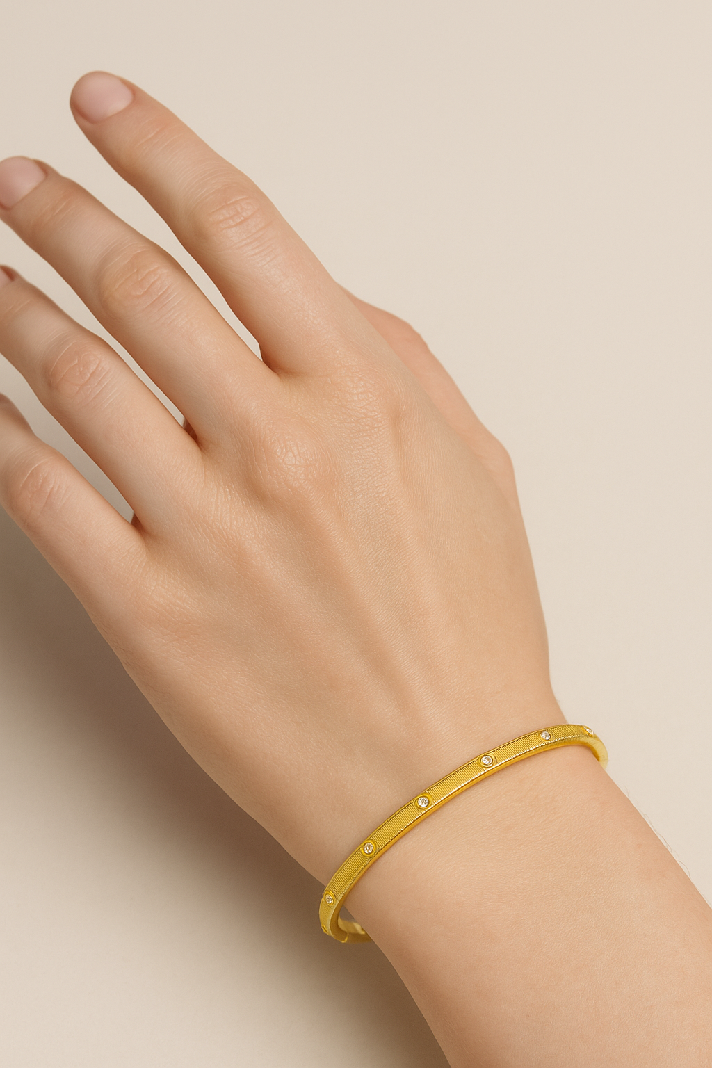 #BS0018# Bangle with Zircon Accents – Vintage Brushed Finish