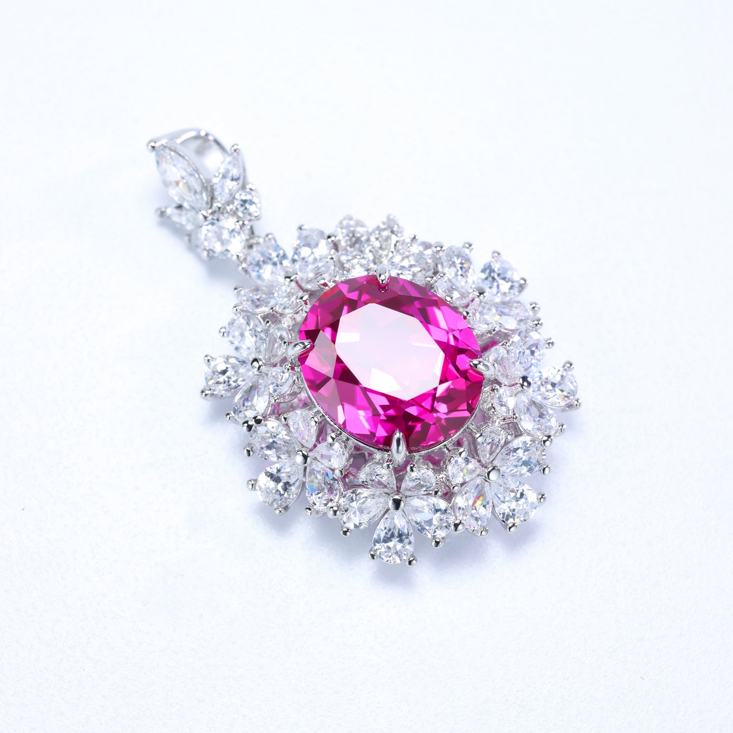 #HD0048# Pendant with Oval-Cut Pink Gemstone