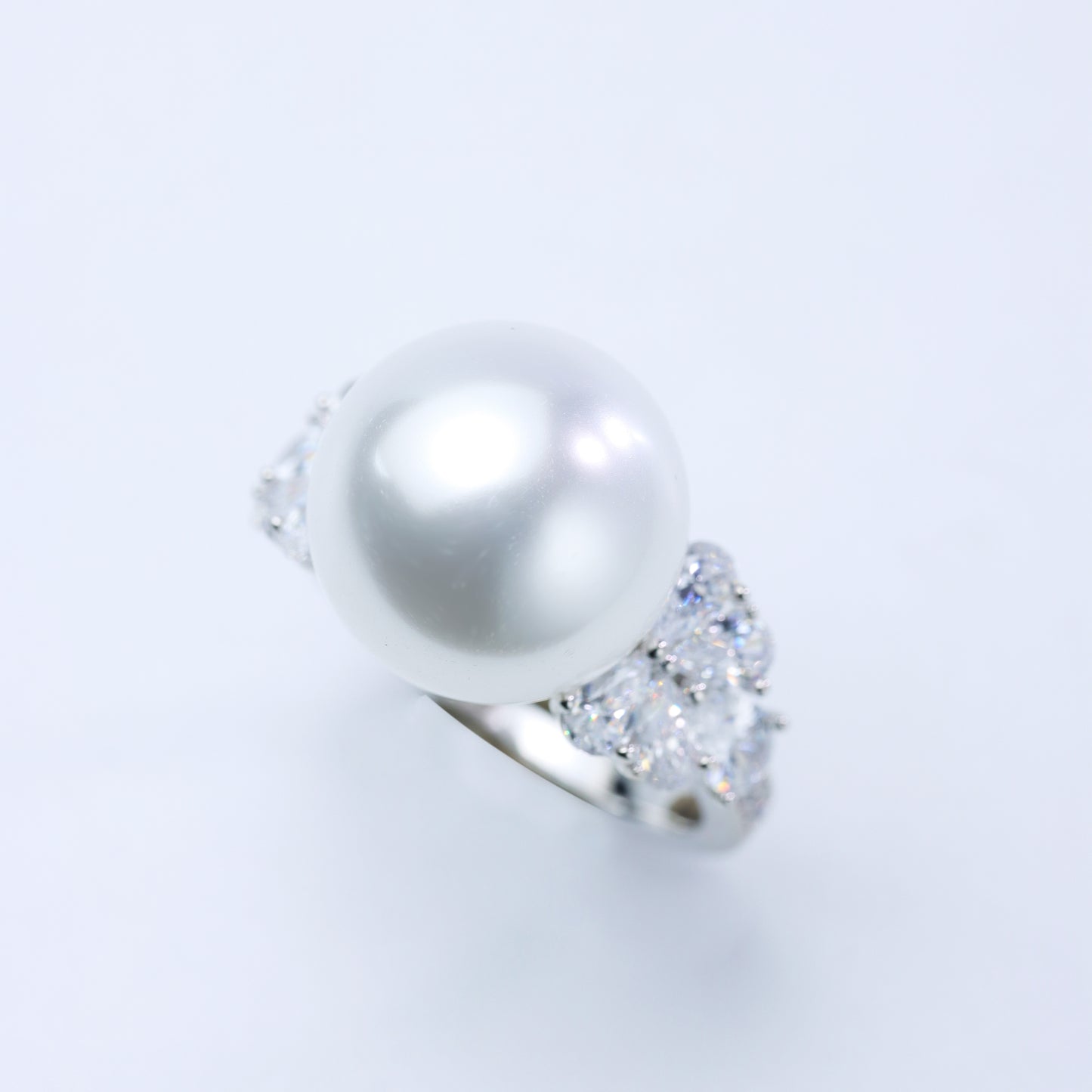 #JZ0127# Ring with White Pearl & Zircon Accents