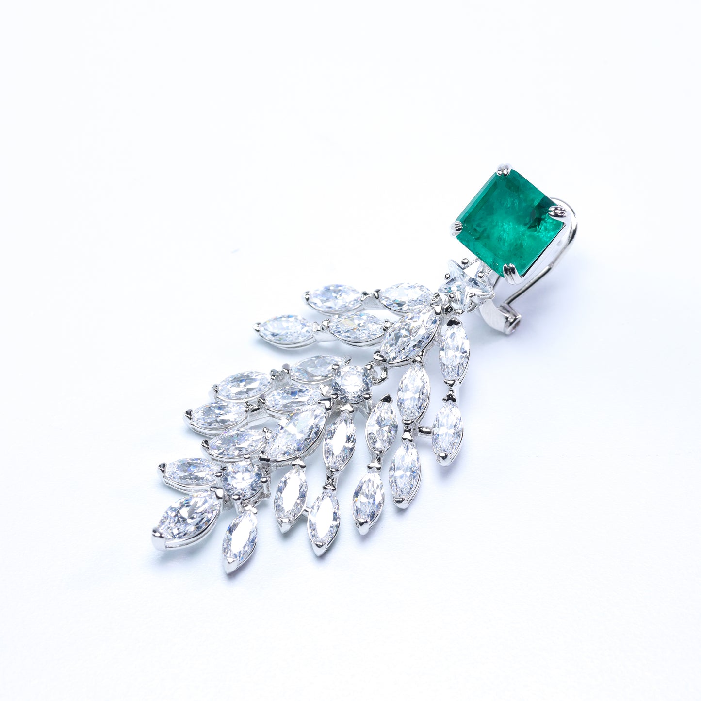 #LE0136# Wheat-Shaped Earrings with Emerald