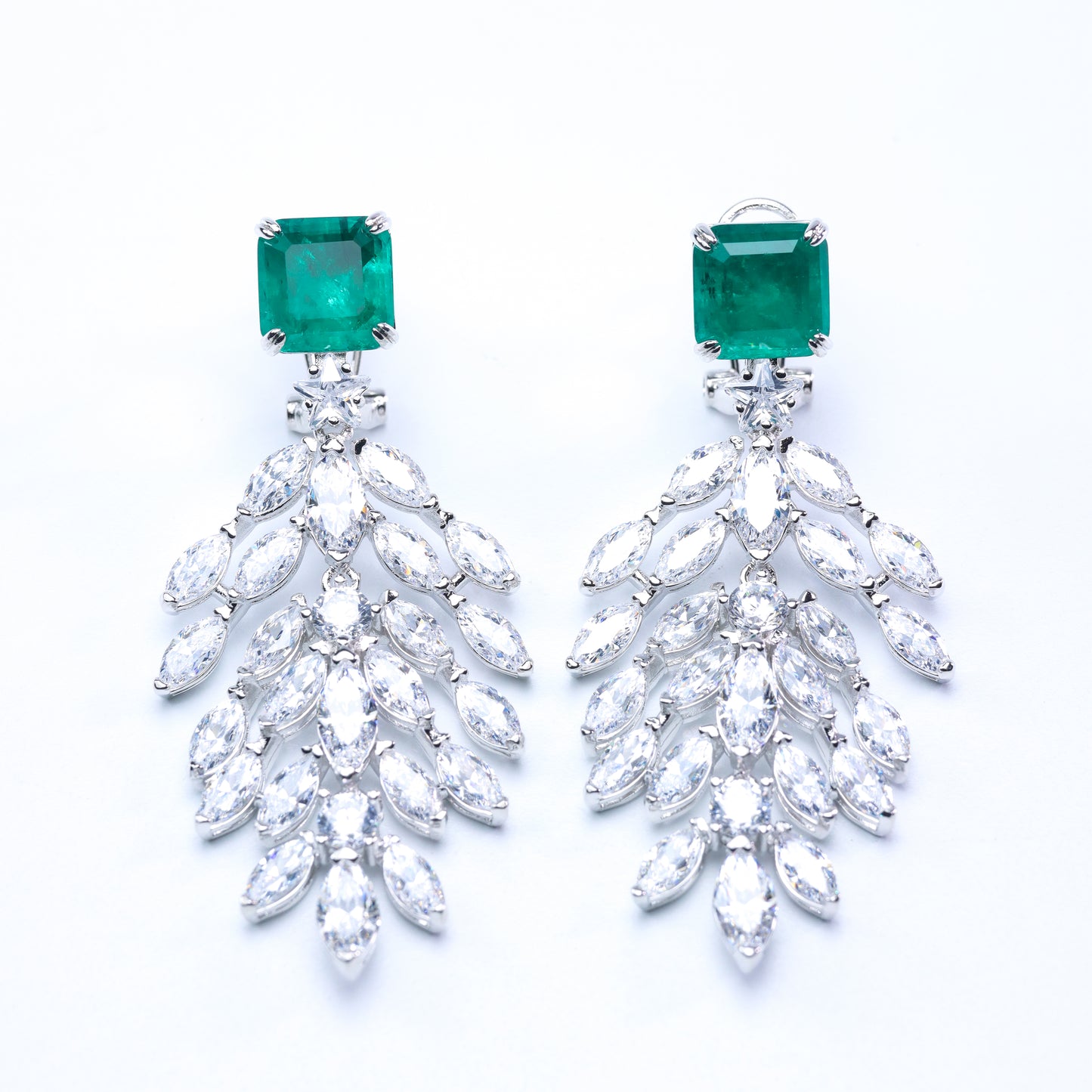 #LE0136# Wheat-Shaped Earrings with Emerald