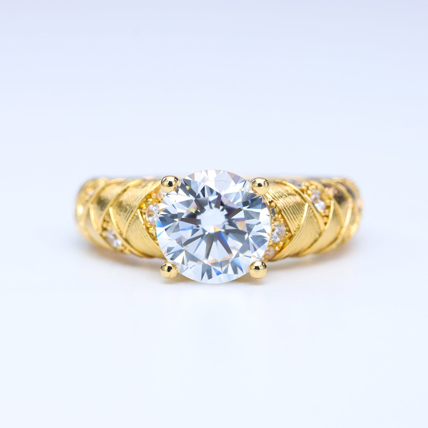 #BJ0006# Ring with Zircon Stone – Elegant Solitaire Design