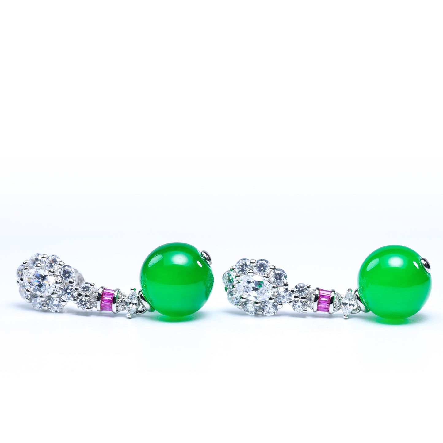 #LE0043# Jade-Style Earrings – Elegant Green Gemstone Design