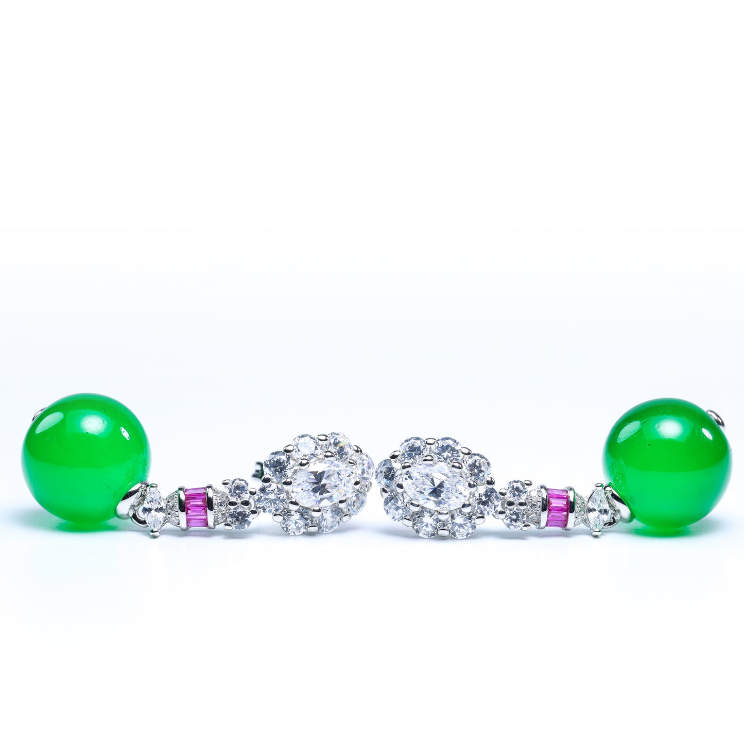 #LE0043# Jade-Style Earrings – Elegant Green Gemstone Design