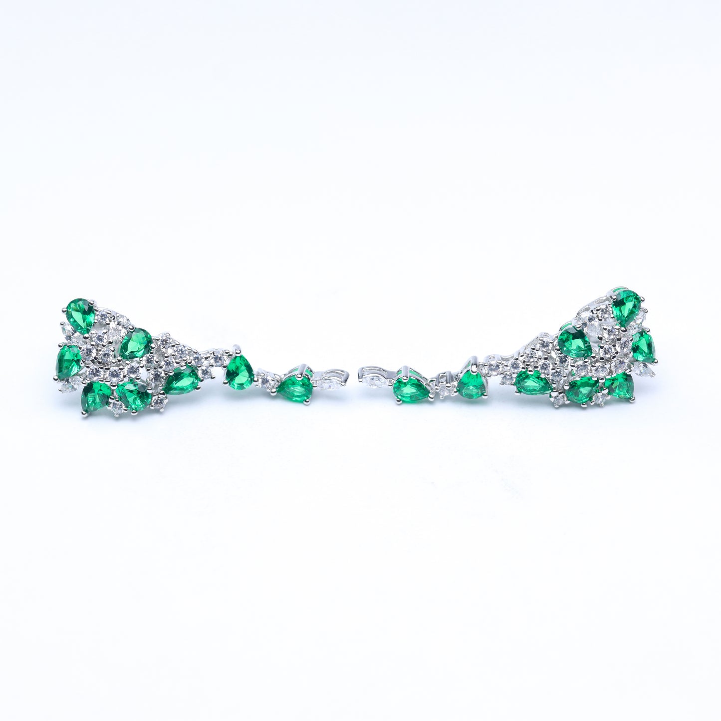 #LE0133# Ear Studs with Green Gemstone