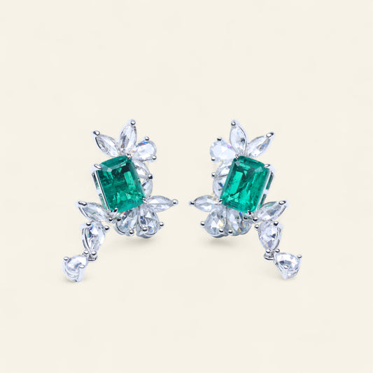 #LE0135# Emerald-Cut Stud Earrings |Green Gem & Zircon Accent