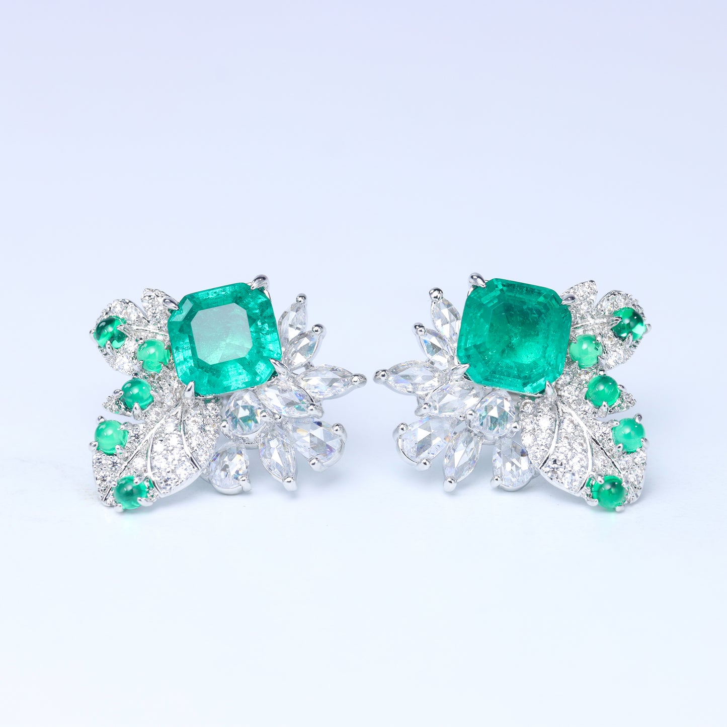 #LE0141# Zirconia Stud Earrings with Princess Cut Green Emerald