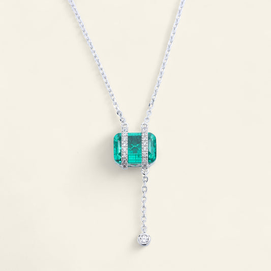 #LD0174# Necklace with Emerald Pendant