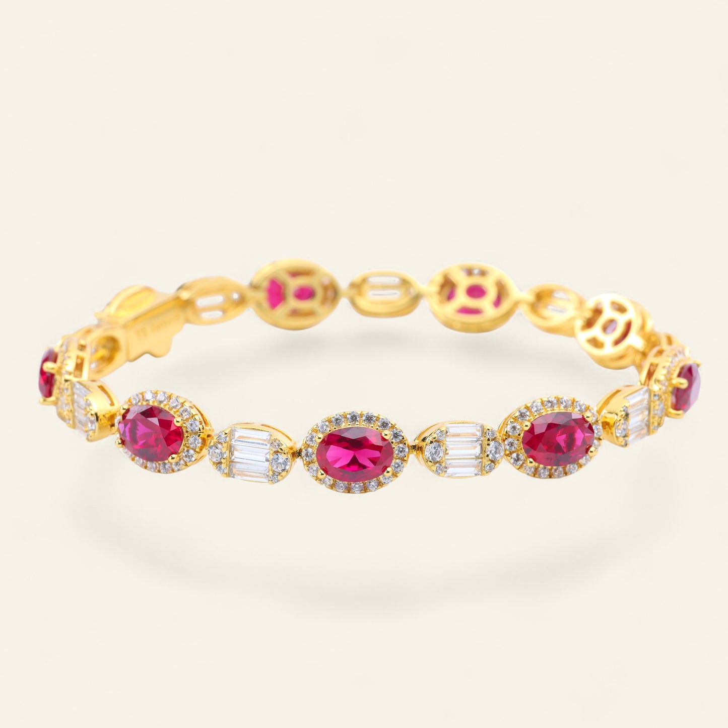 #B12305# Bracelet with Oval Cut Red Gemstone