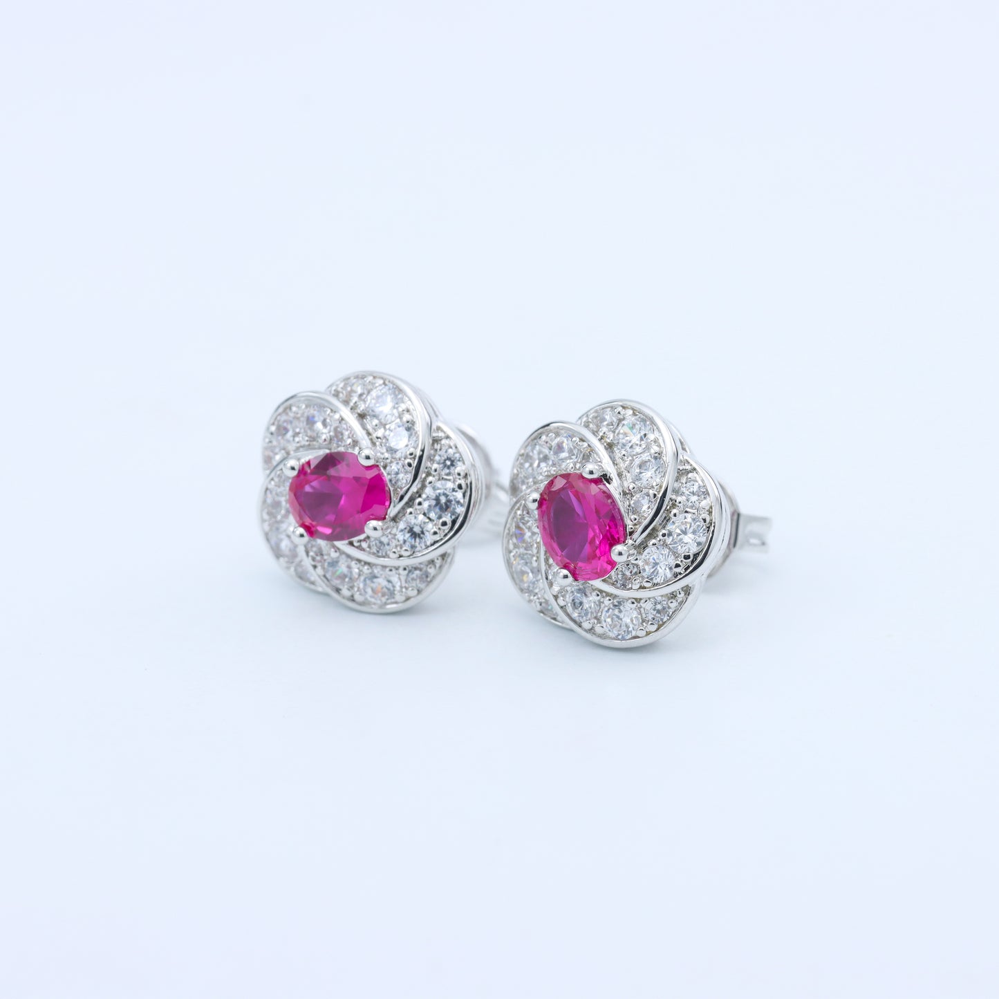 #E120048# Zirconia Floral Stud Earrings