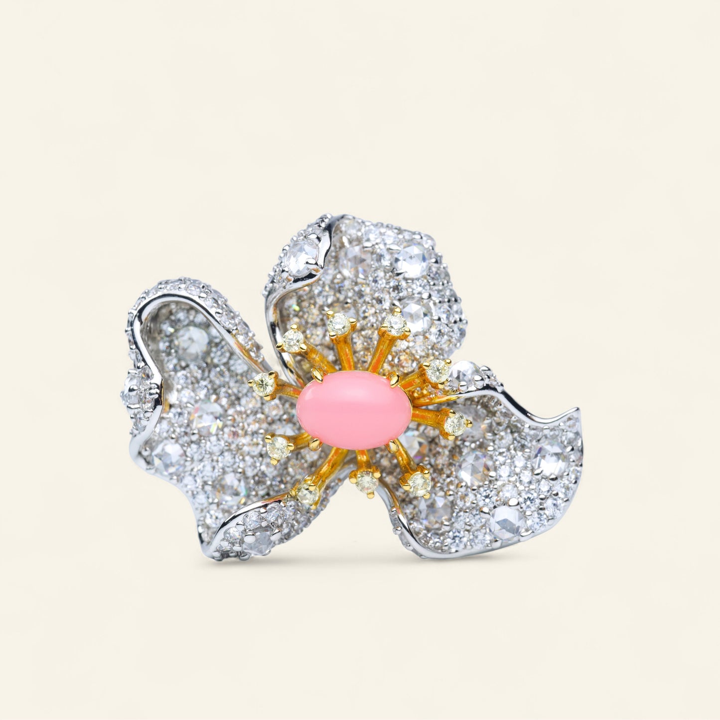 #FJ0061#  Ring with Pink Conch Pearl Center