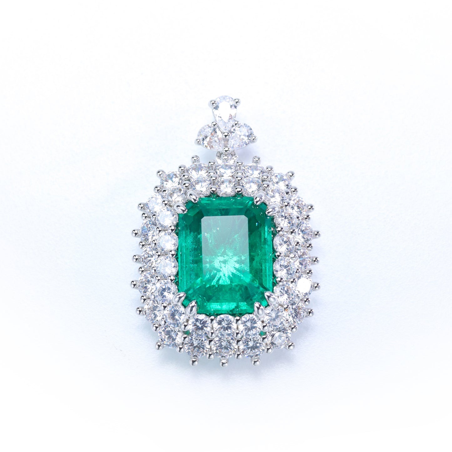 #LD0147# Pendant with Princess-Cut Emerald