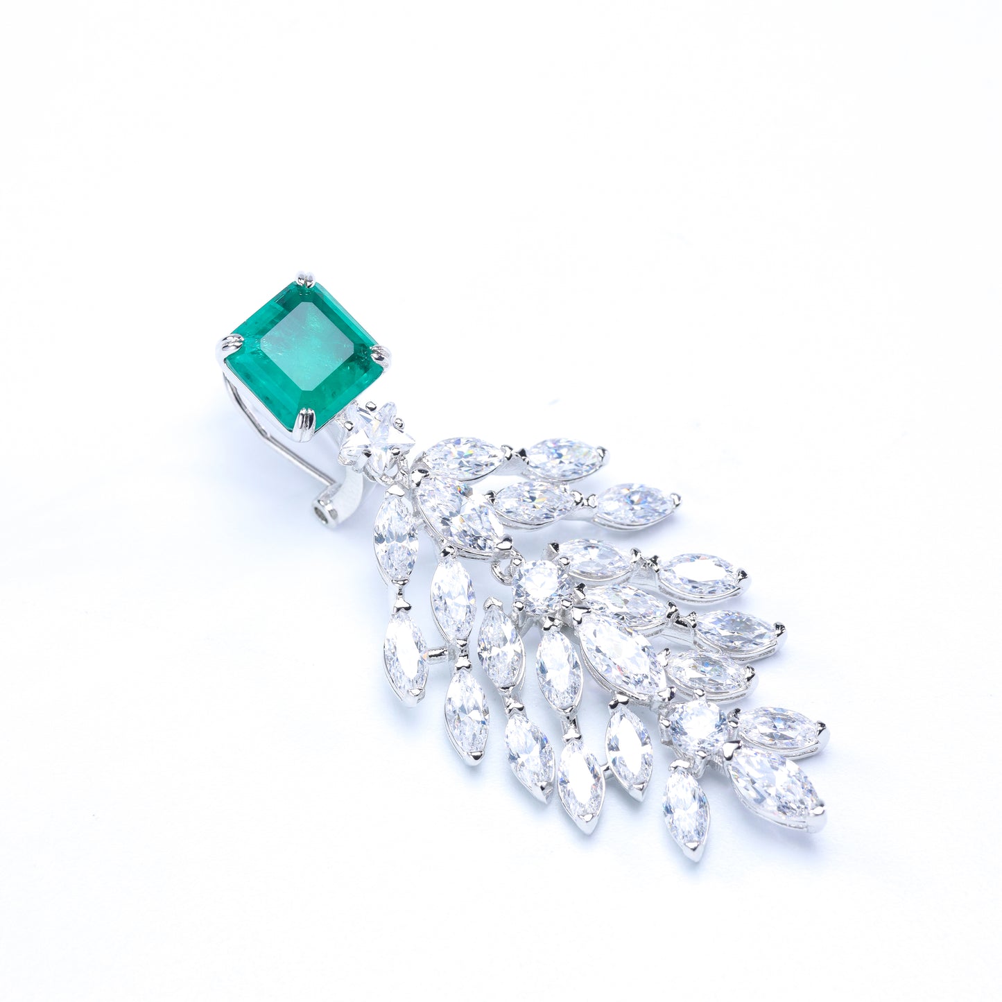 #LE0136# Wheat-Shaped Earrings with Emerald